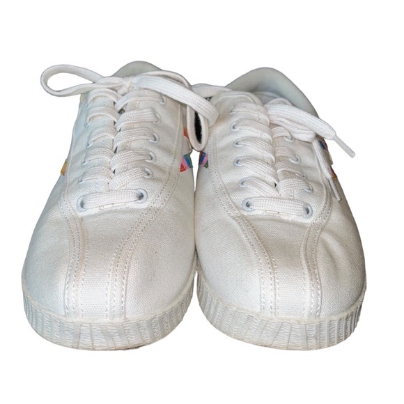 Like New Tretorn White Canvas Rainbow Logo Nylite Comfort Low Top Sneakers - 9 - Picture 8 of 16